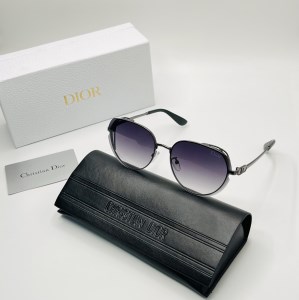 عینک افتابی زنانه دیور/Dior مدل 2583